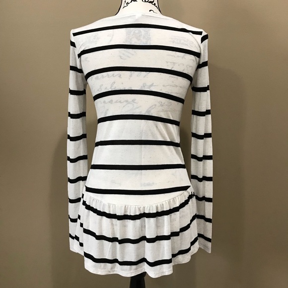 Xhilaration | B&W Striped Peplum Top - Picture 5 of 8